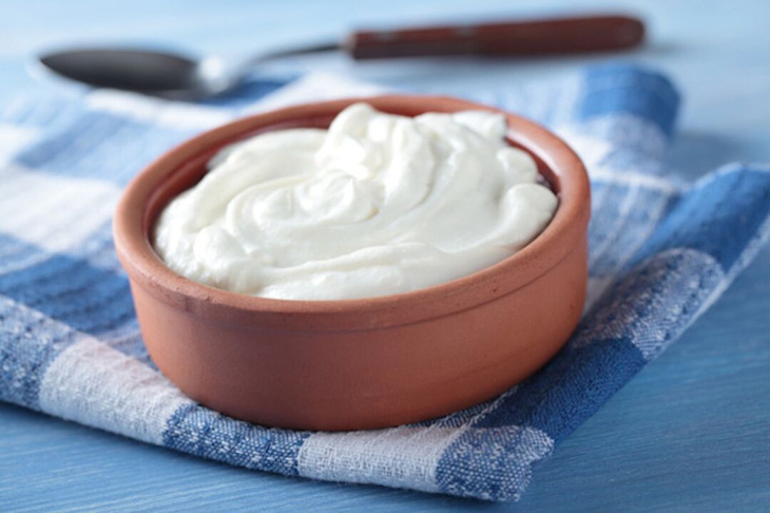 Grški jogurt za dieto s 6 cvetnimi listi